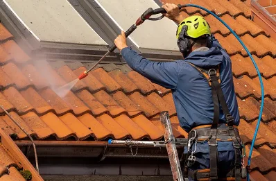 Démoussage et hydrofuge de toiture à Barret